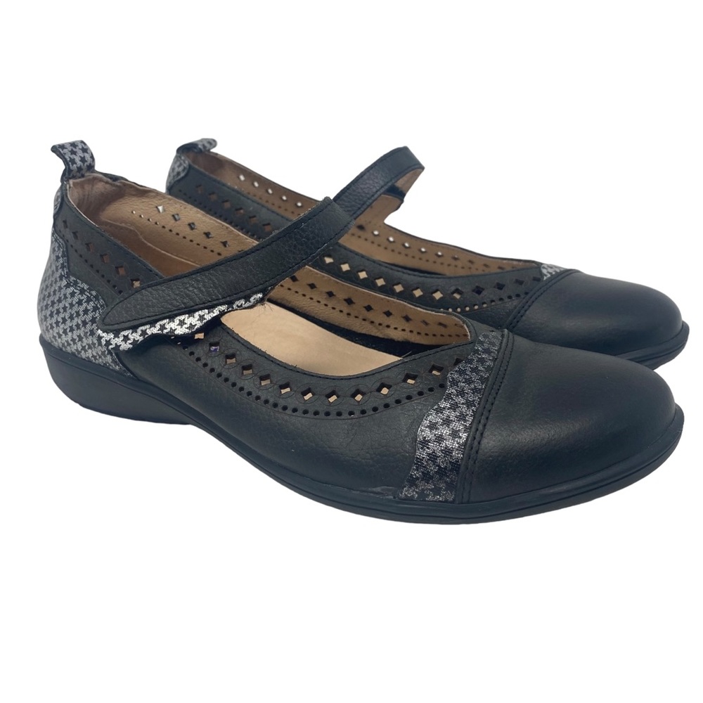 Wanda Panda Womens Mary Jane Leather Black & Silver Stars Flat Shoes - Size 38